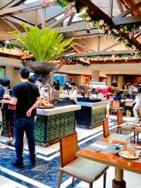 MORNING FEAST : KEMPINSKI BUFFET BREAKFAST