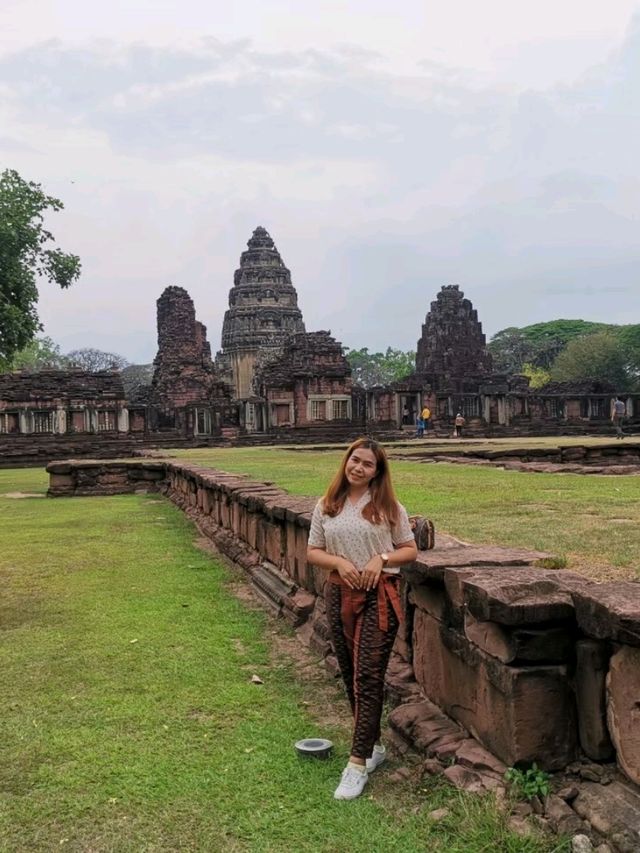เที่ยวชมแลนมาร์คเมืองโคราชปราสาทหินพิมาย