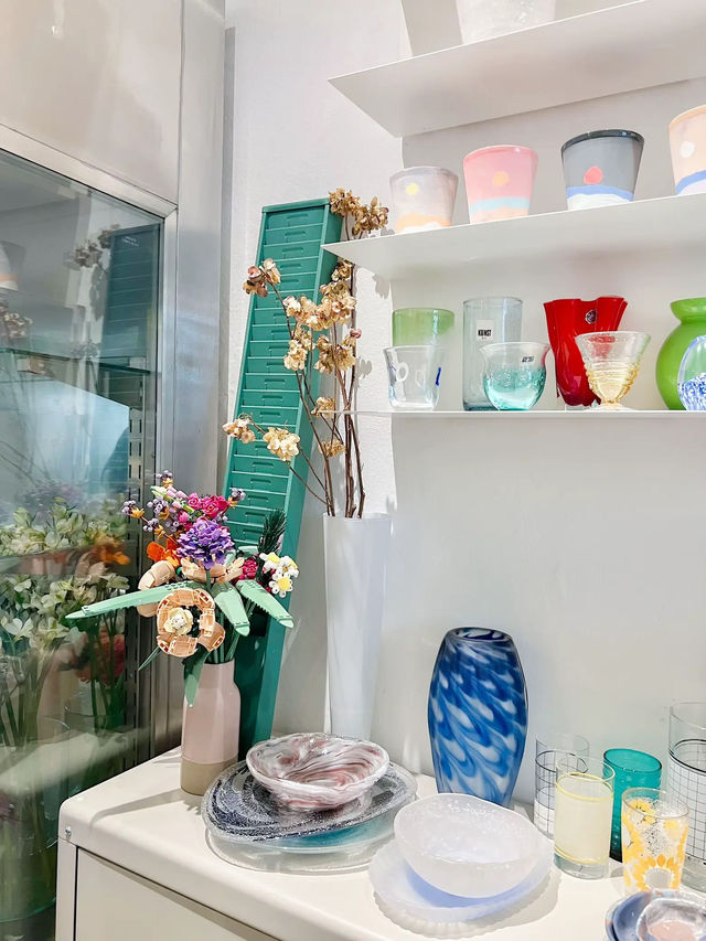 🌼 คาเฟ่ดอกไม้สุดคิ้วท์ #ปากคลองตลาด  💖👀 