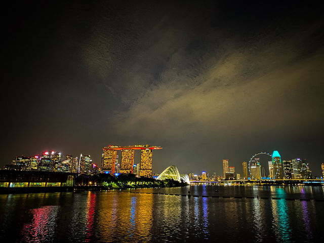 Marina Bay Singapore: A Dazzling Cityscape at the Heart of the City