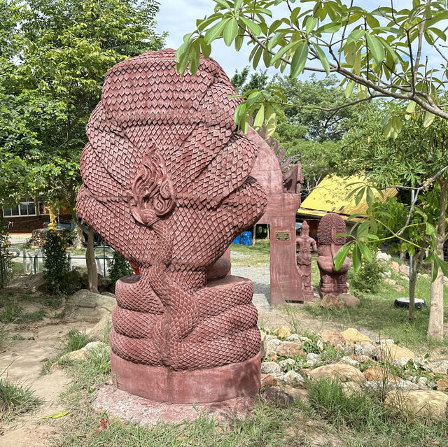 เขาพระยาเดินธง ลพบุรี