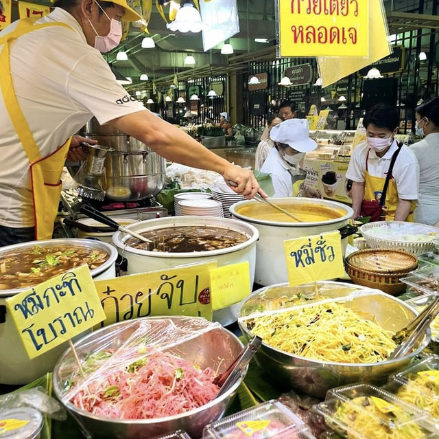 เทศกาลกินเจ2567 @ตลาดเสรีมาร์เก็ต พาราไดซ์พาร์ค