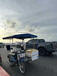ชมพระอาทิตตกดิน ที่ สะพานตากสินมหาราช
