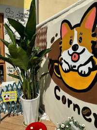 隱藏喺彩虹樓梯嘅咖啡店