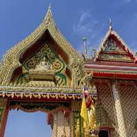 ทำบุญไหว้พระที่“วัดนพรัตนาราม”