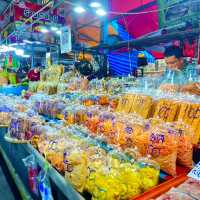 ตลาดประมงพื้นบ้านอ่างศิลา