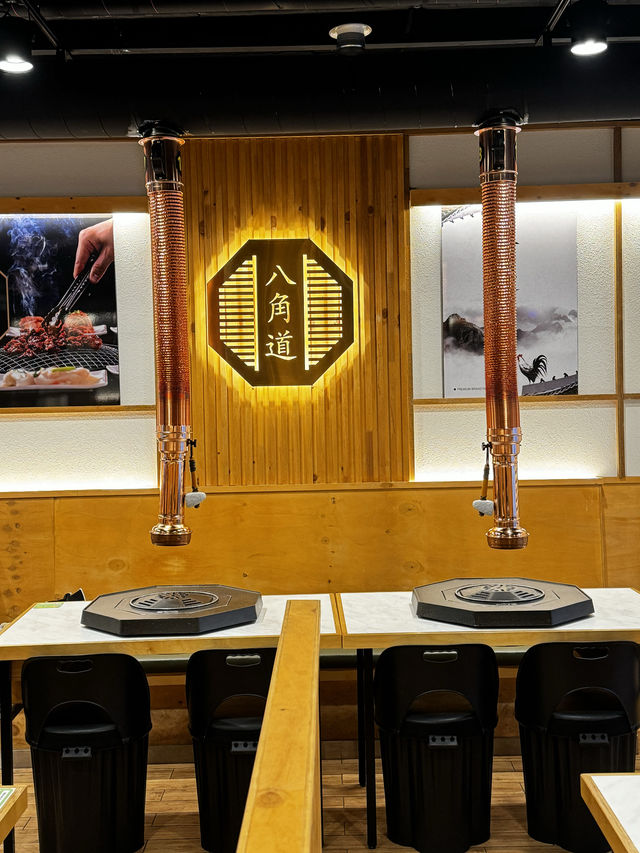 이색적인 볶음밥과 닭구이가 맛있는 곳, 팔각도 광주 진월점