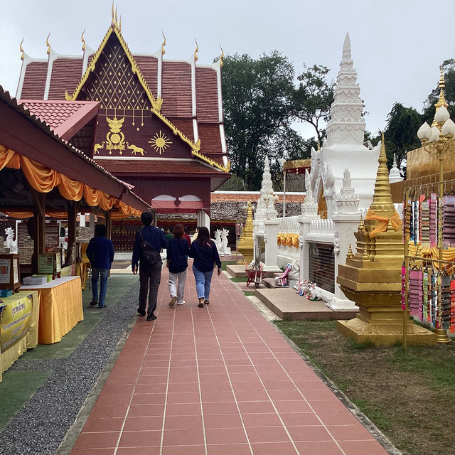 วัดพระธาตุแช่แห้ง เมืองน่าน