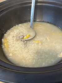 為食妹與浣熊到九龍城品嚐豪華海鮮盛宴粥底鍋