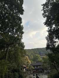 Leifeng Pagoda (雷峰塔)