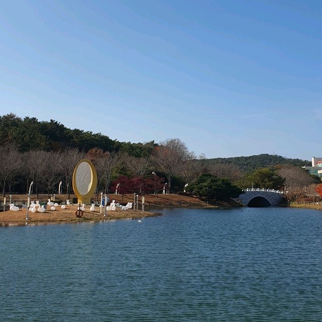12월에도 단풍 볼 수 있는 울산대공원