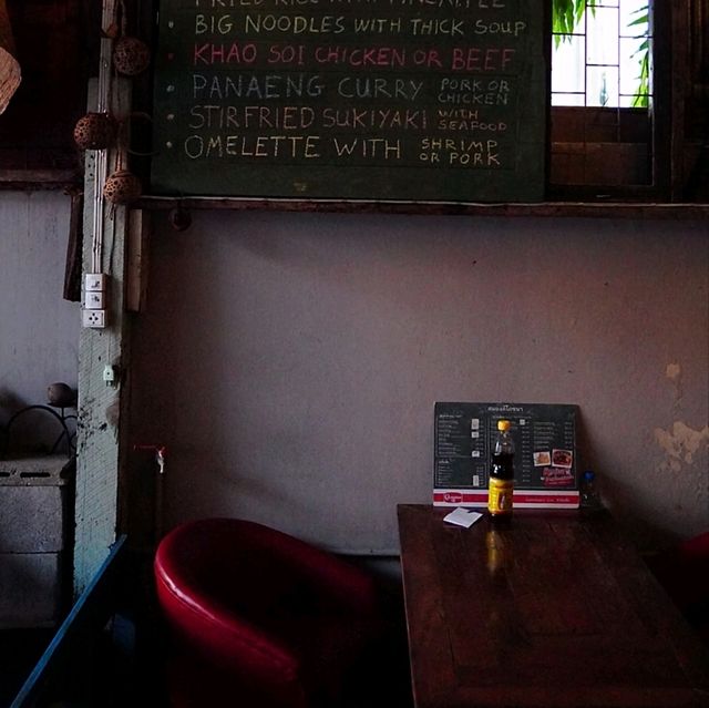 泰國清邁_สมยงค์โภชนา_寶藏般美味泰北麵店