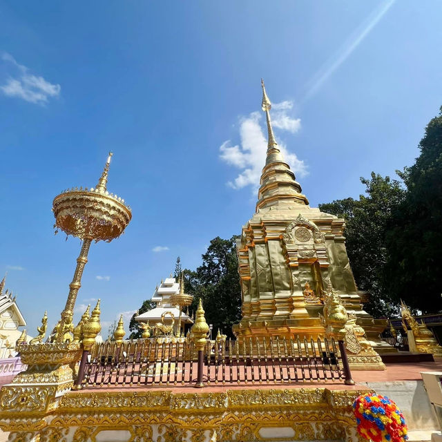 พระธาตุดอยเวา แม่สาย เชียงราย