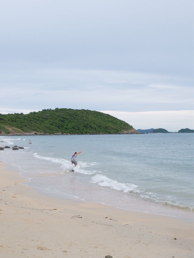 หาดนางรอง หาดทรายขาวๆใกล้กรุงเทพฯ
