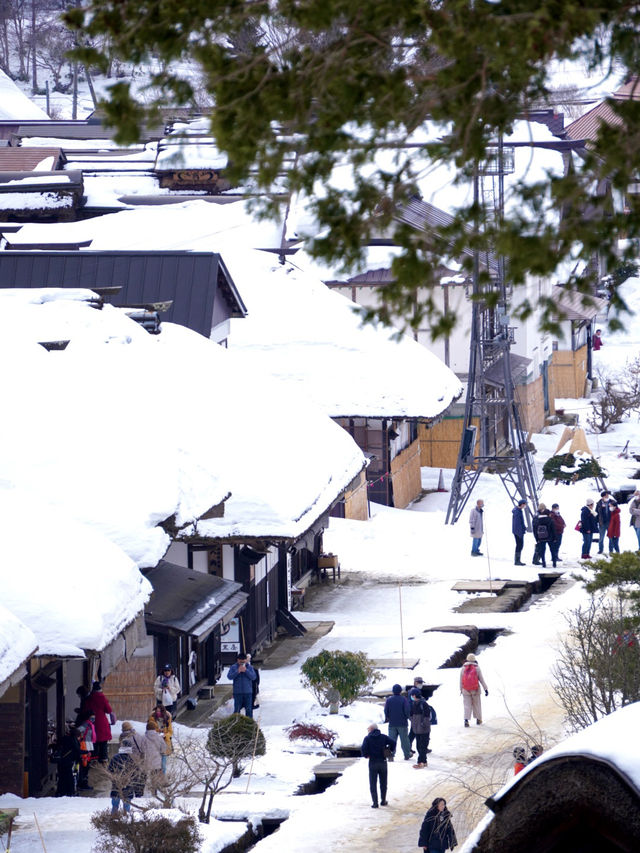 【福島×大内宿】茅葺き屋根屋根に積もる雪景色に感動