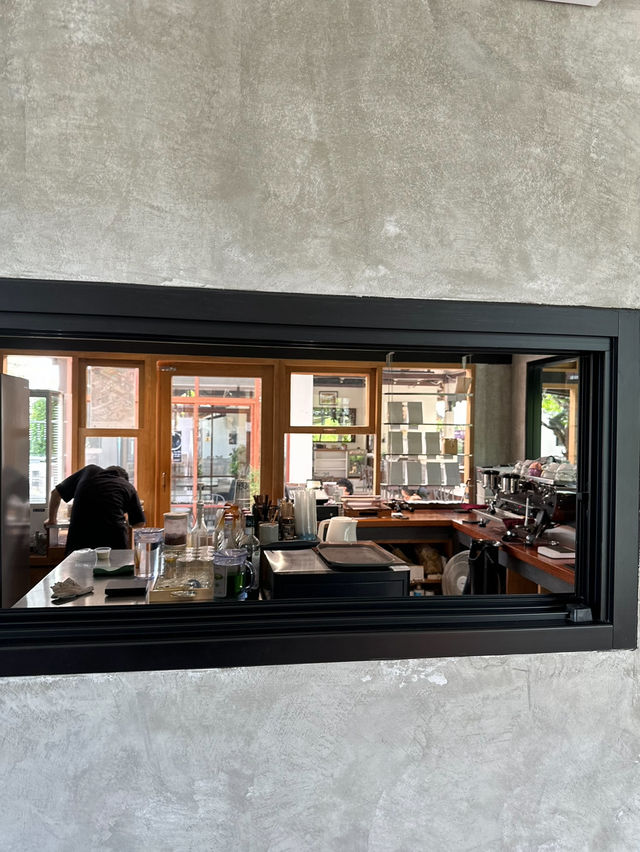 Asama Coffee & Roastery จ.เชียงใหม่