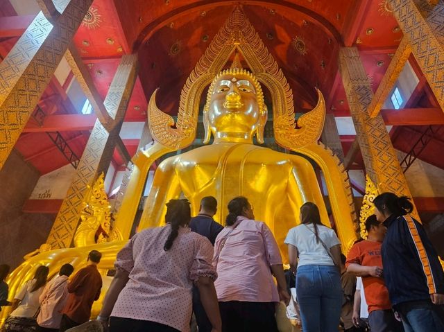 ไหว้พระใหญ่ศักดิ์สิทธิ์ ในจังหวัดอ่างทอง 