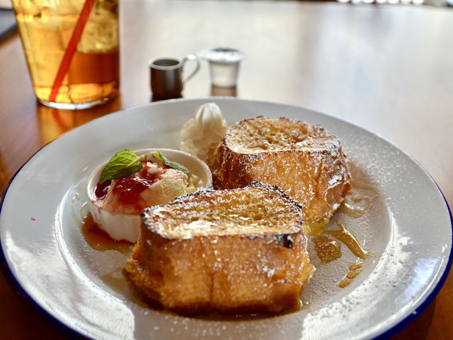 A Cozy Afternoon at Shimada Cafe in Kagurazaka