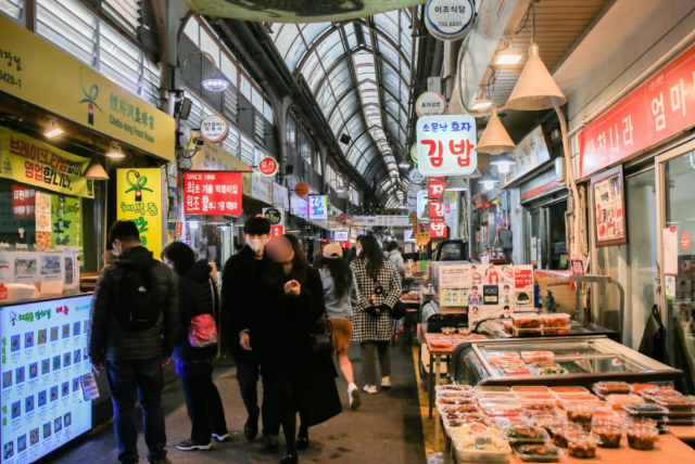 Tongin Market that is way too underrated in Seoul