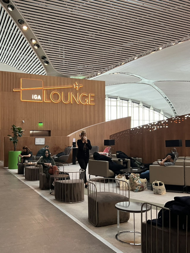 A Quiet Escape at IGA Lounge – Istanbul Airport