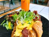 A MUST VISIT CAFÉ IN BALI.