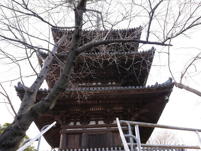 横浜観光飽きたらここ‼️ 【旧燈明寺三重塔】