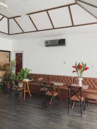APRIL TEA SHOP 