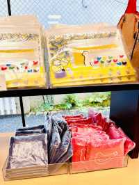 【神奈川県/鎌倉　明治生まれの鳩サブレー🐦本店限定鳩グッズ商品もかわいい】