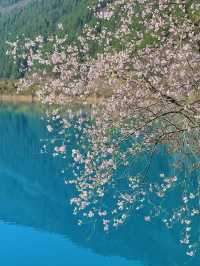 Jiuzhaigou: China’s Fairyland of Lakes