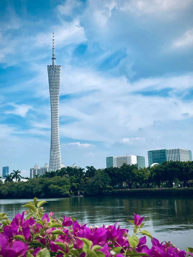 Strolling the Pearl River: Springtime Serenity in Guangzhou