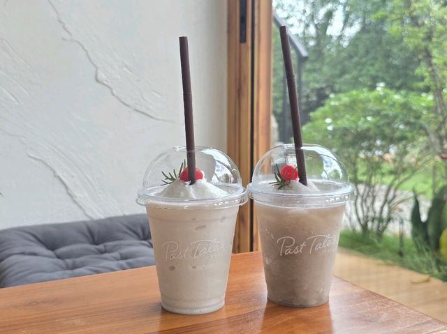 Past Tale's Cafe