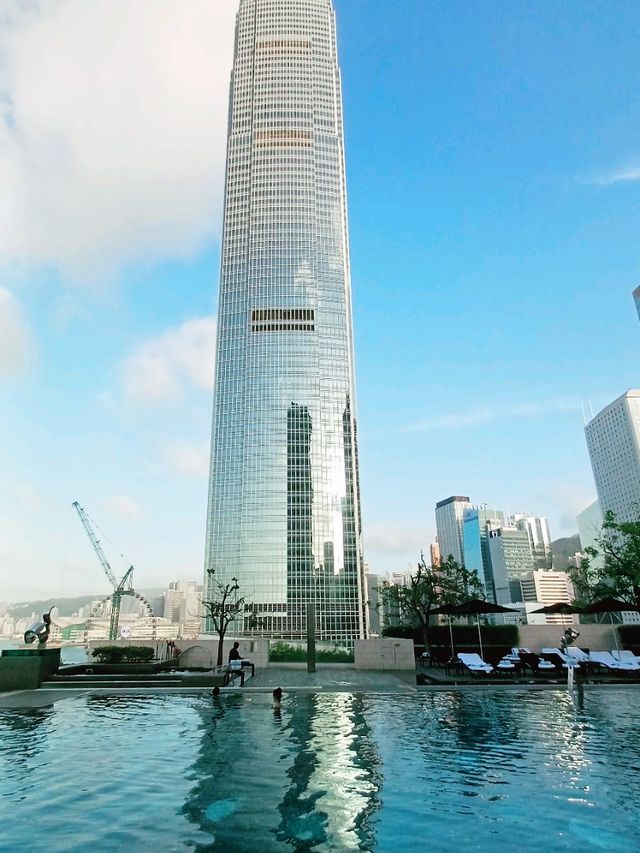 在雲端！維多利亞港海濱！香港四季酒店頂級享受！