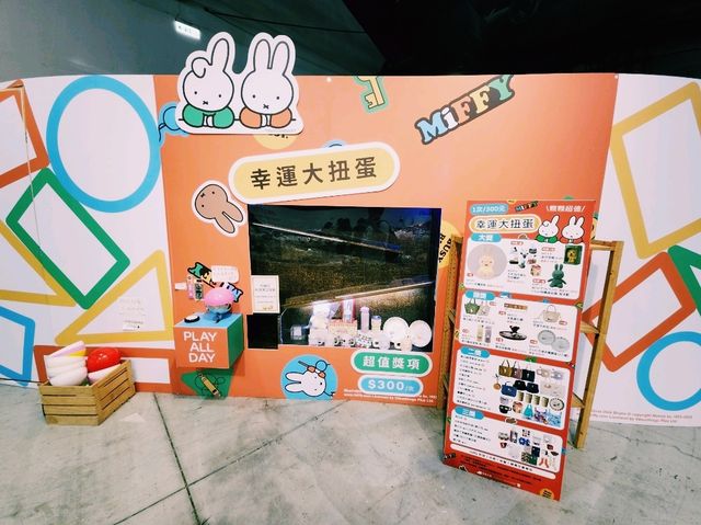 🌀【風與藝術】駁二蓬萊倉庫：與海風共舞的藝術廊道