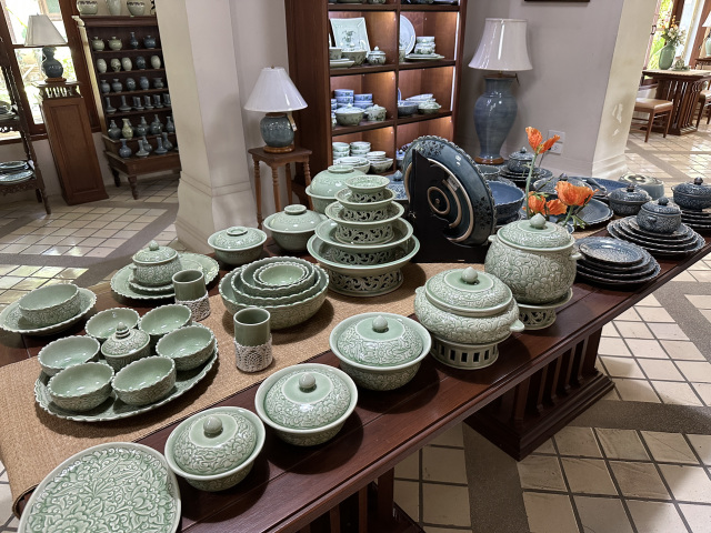 バーンセラドン | BAAN CELADON】静けさと翡翠色の器に出会える