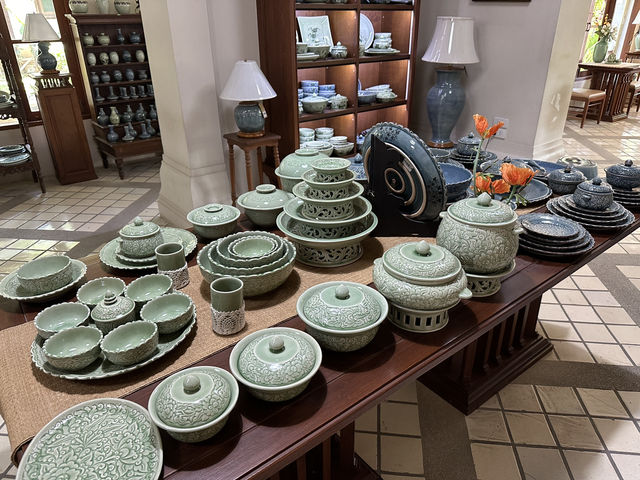 【バーンセラドン | BAAN CELADON】静けさと翡翠色の器に出会える、チェンマイの隠れた名所。