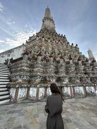 Golden Hour at Wat Arun: Serenity by the River
