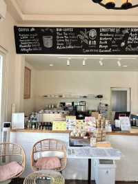 Rin cafe คาเฟ่สวยๆบรรยากาศในสวน ที่นครนายก