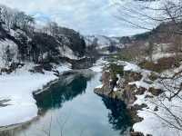 【四月合掌村】 春雪未融的童話世界 ❄️🏔