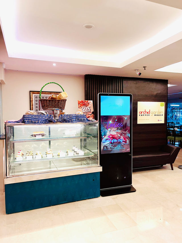Orchid Garden Coffee House – Kuching’s Delightful Spot for All-Day Dining & Desserts 