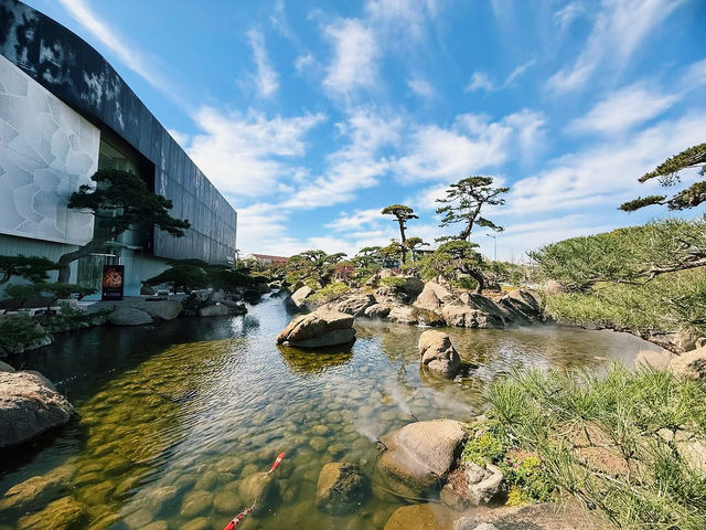 The Luo Hong Art Museum in Beijing