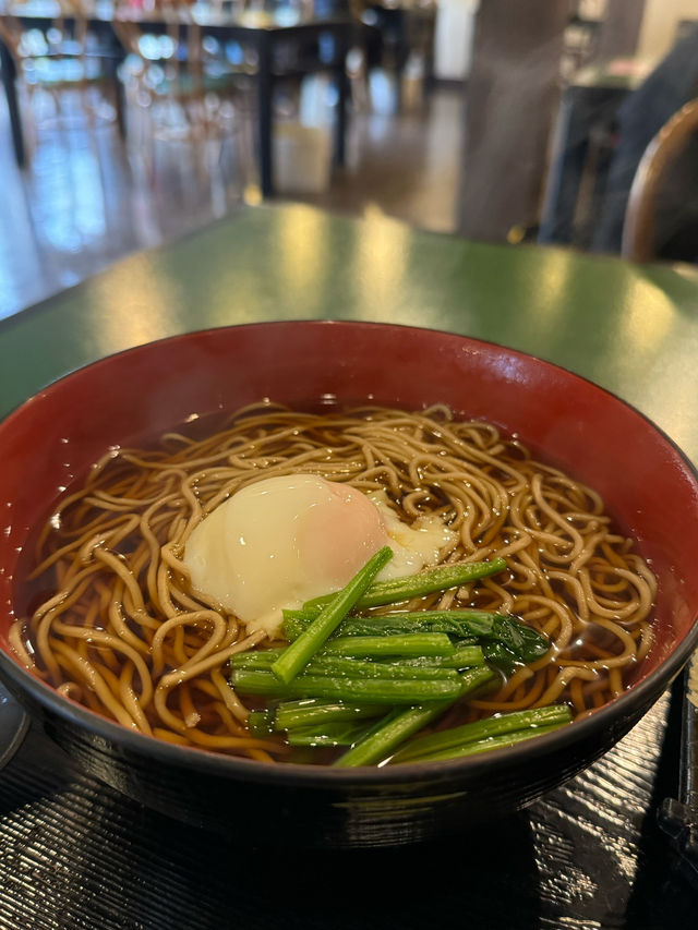 四季紙 Shikishi: Simple Soba Perfection by the Bamboo Forest
