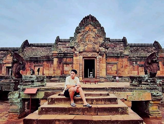 ปราสาทหินพนมรุ้ง อุทยานประวัติศาสตร์แด่พระศิวะ