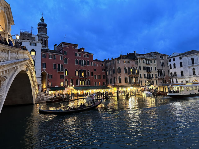 🇮🇹【Venezia／ヴェネツィア】 絵になる風景が続く、水の都