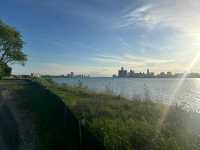 love the vibes of detriot 