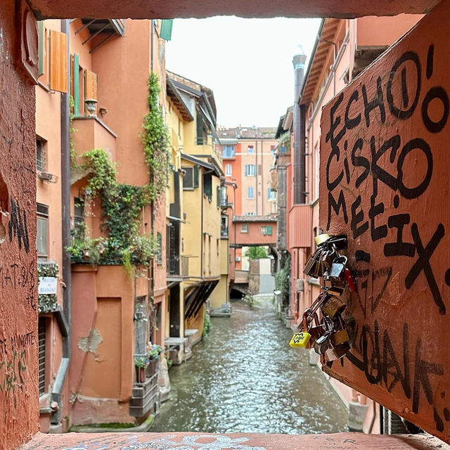 🏛️ “Where Red Brick Breathes: A Pause in Piazza Maggiore”