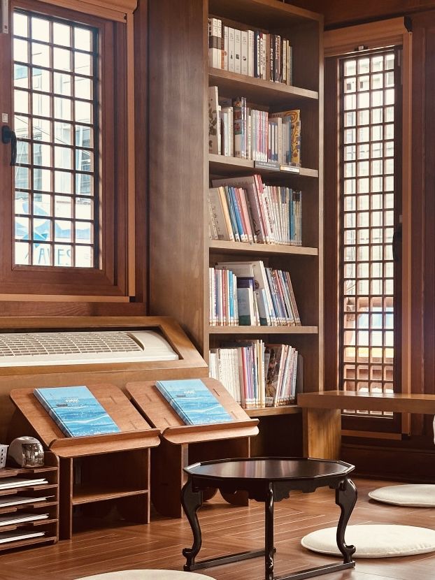 A Harmonious Journey Through Seoul Museum of traditional Korean Music (Folk music)