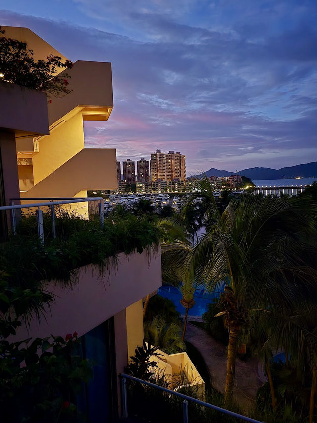 Hong Kong Gold Coast Hotel