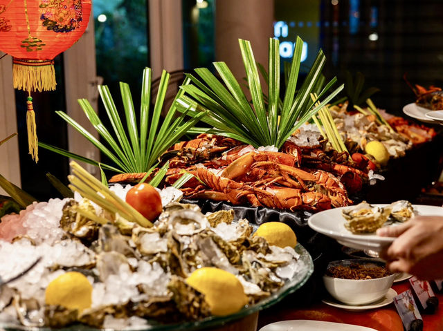 Edgewater Seafood Buffet at Amari Phuket