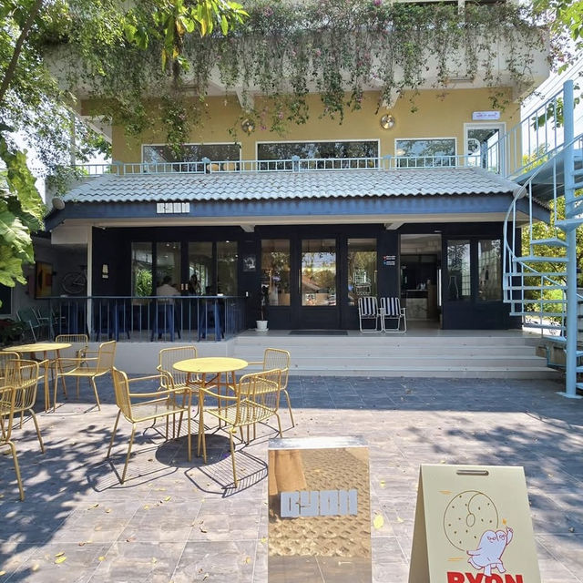  BYON Coffee Bar (Hua Hin/Cha‑am) 