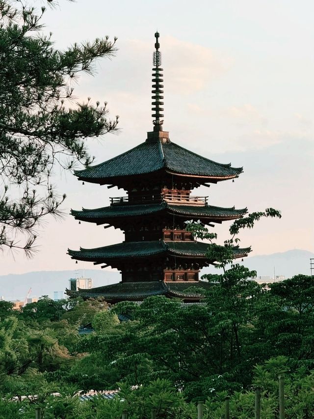 Yasaka Pagoda 